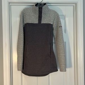 Gray two toned cozy pullover jacket